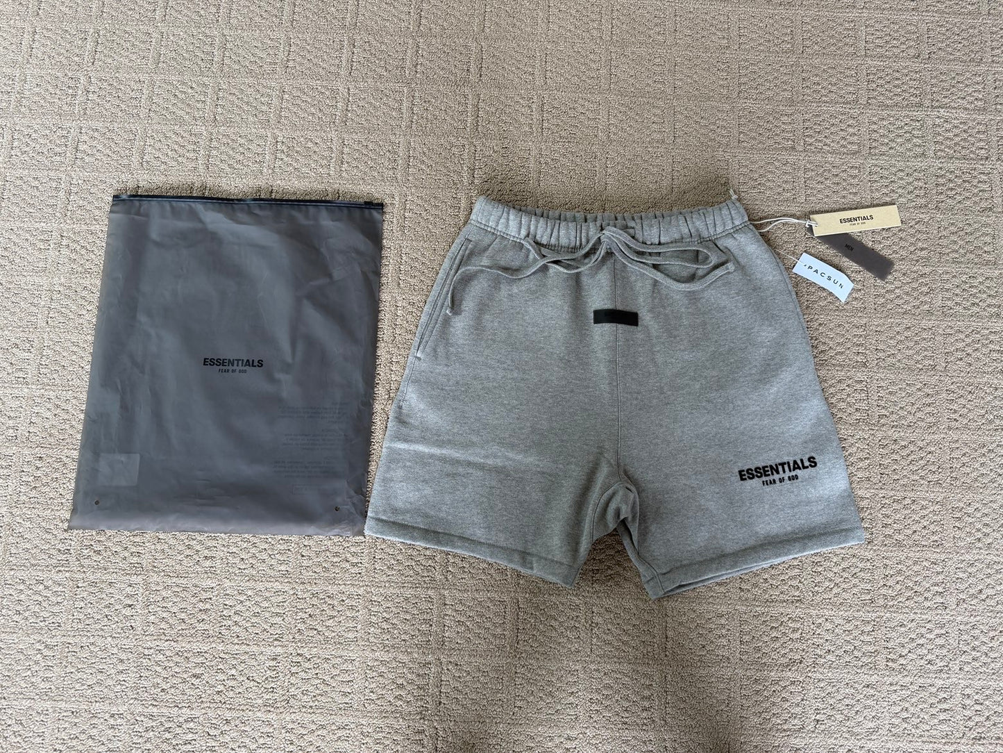 Fear of God Essentials Shorts Dark Oat