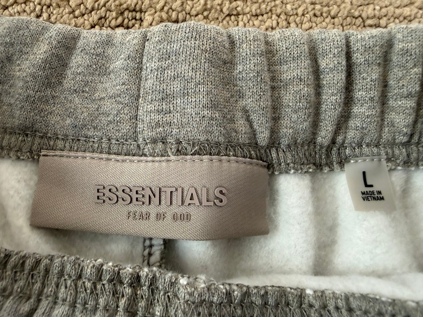 Fear of God Essentials Shorts Dark Oat