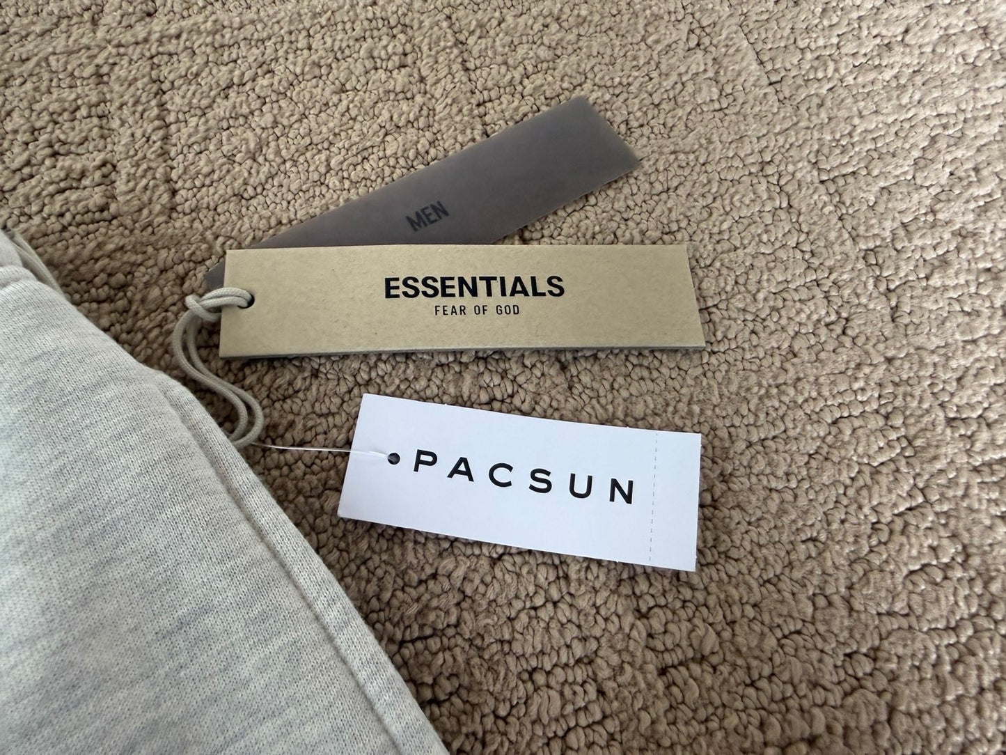 Fear of God Essentials Shorts Light Oat